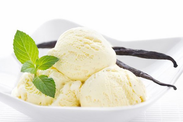20 phút với cách làm kem vani tươi mát, thơm ngon 